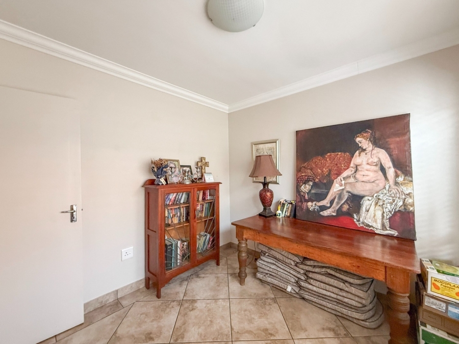 To Let 3 Bedroom Property for Rent in Melodie North West